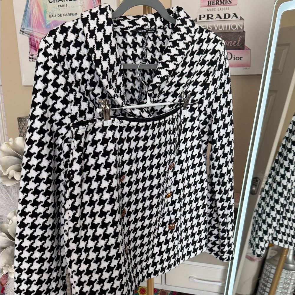 Shein Monochrome Houndstooth Patterned Jacket & S… - image 1